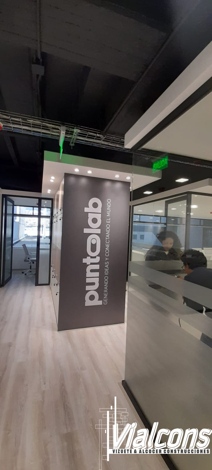 COWORKING CELERITY 4